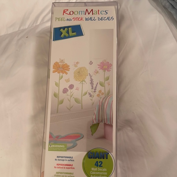 Art | Roommates Peel And Stick Wall Decals | Poshmark